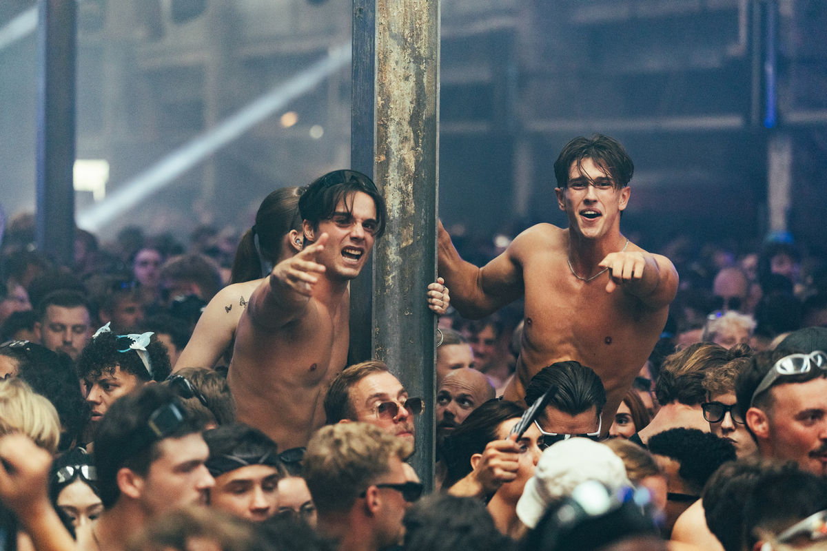 Loading... just a sec